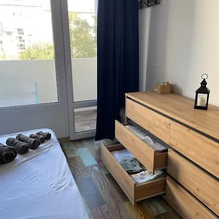 Sunny Seaside Retreat In * ブルガス