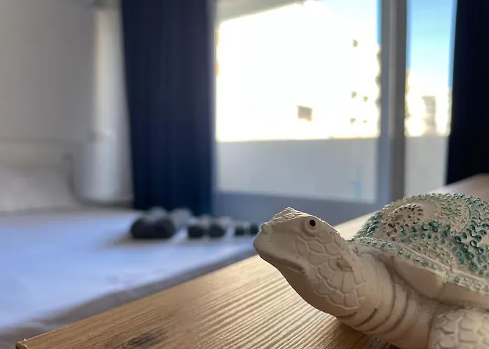 Sunny Seaside Retreat In Apartman Burgasz