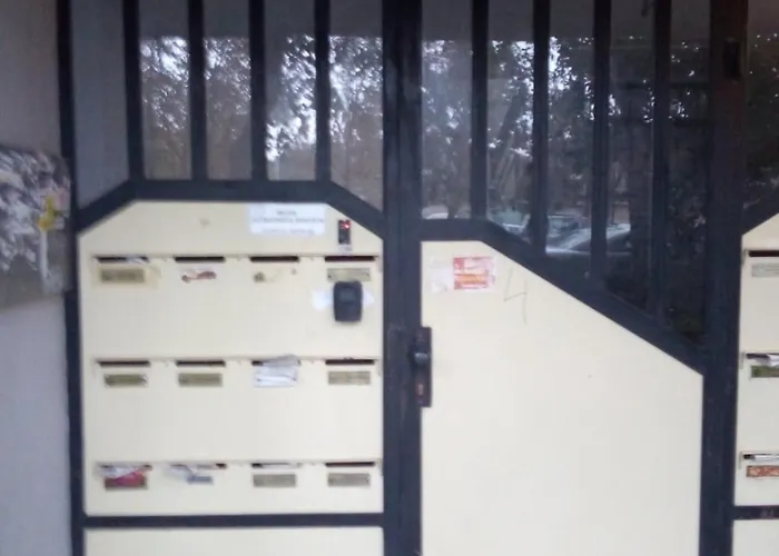 Apartman Sunny Seaside Retreat In *