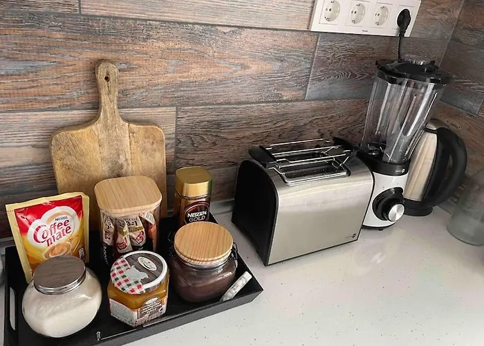 Sunny Seaside Retreat In 布尔加斯